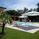 House Near Porto-vecchio, Quiet Vila