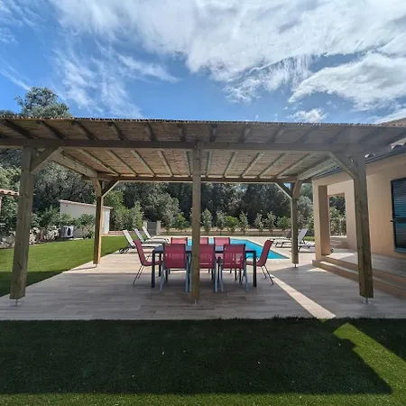 House Near Porto-vecchio, Quiet * 포르토베쉬오