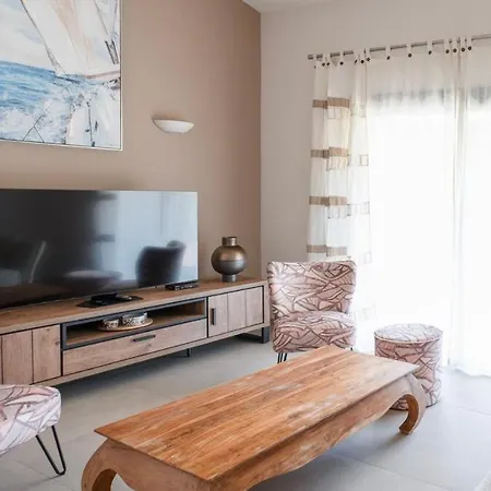 Vila House Near Porto-vecchio, Quiet *